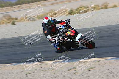 media/Mar-12-2022-SoCal Trackdays (Sat) [[152081554b]]/Turn 14 Inside (155pm)/